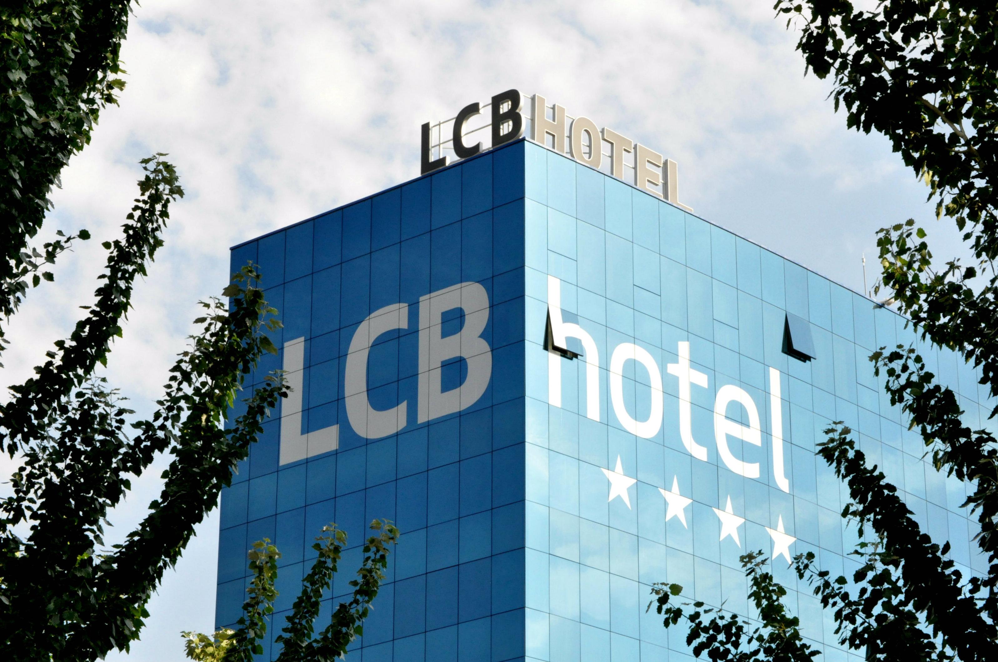 Lcb Hotel Fuenlabrada Exteriör bild