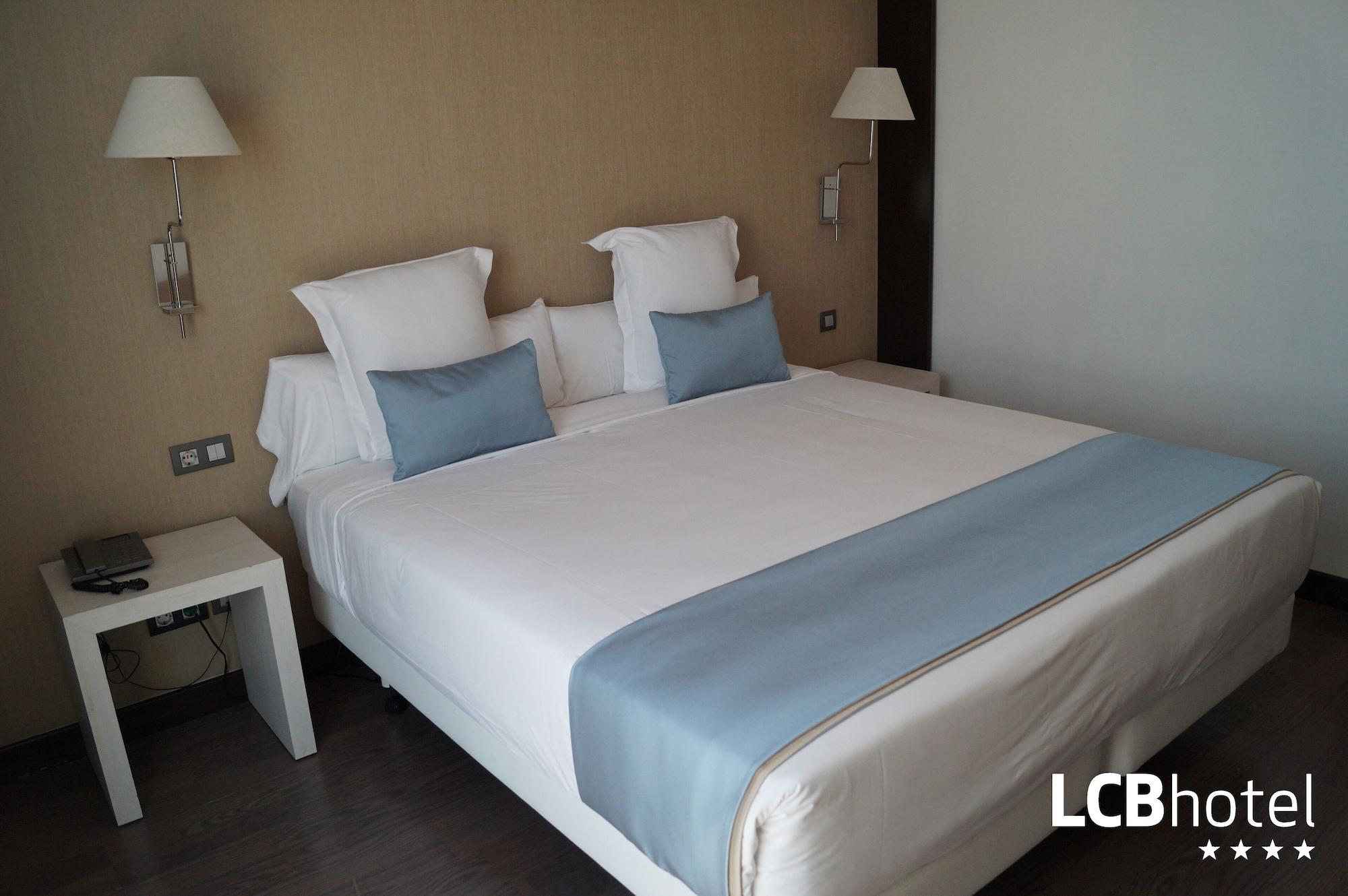 Lcb Hotel Fuenlabrada Exteriör bild